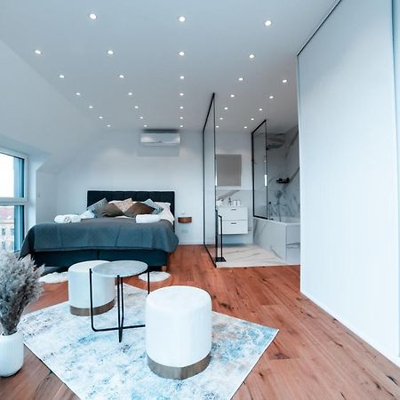 Triangle Penthouse Wien Exterior foto